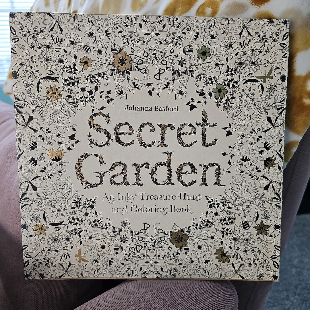 Secret Garden - by Johanna Basford (Paperback)