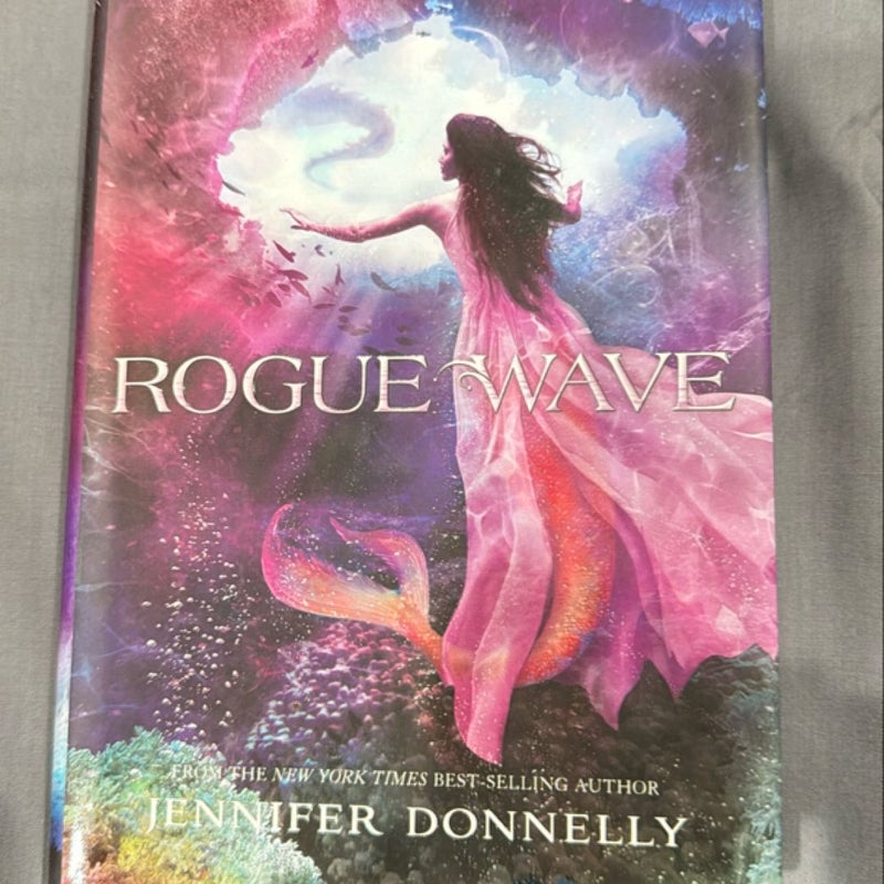 Waterfire Saga, Book Two Rogue Wave (Waterfire Saga, Book Two)