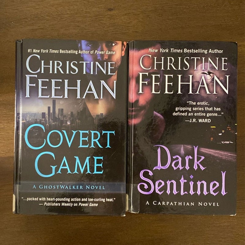 Christine Feehan Large Print Reader’s Bundle (Covert Game & Dark Sentinel)