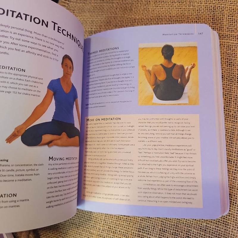 100 Best Yoga & Pilates 