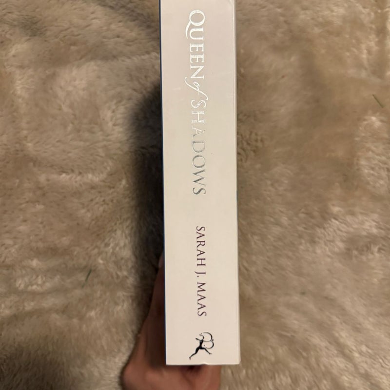 Queen of Shadows UK EDITION 