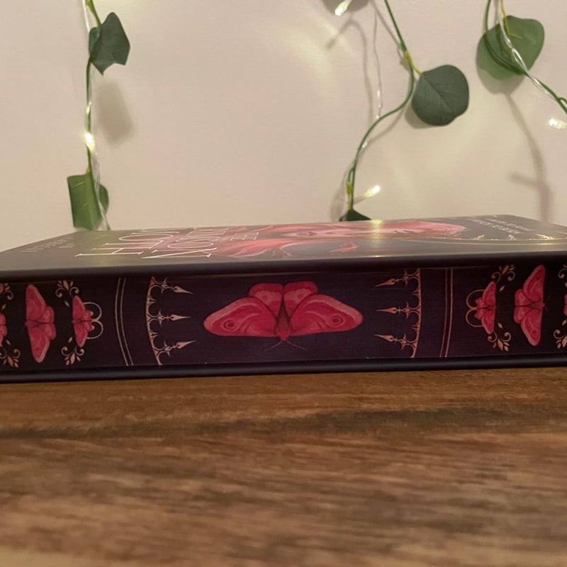 Fairyloot Crimson Moth, Heartless Hunter Series Book 1