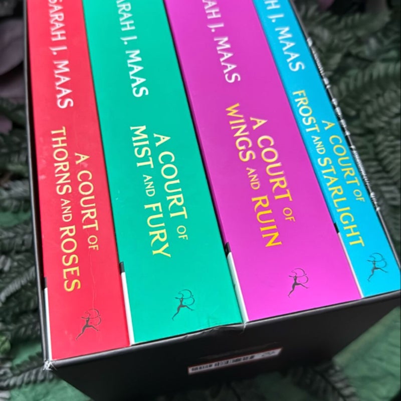 A Court of Thorns and Roses Box Set