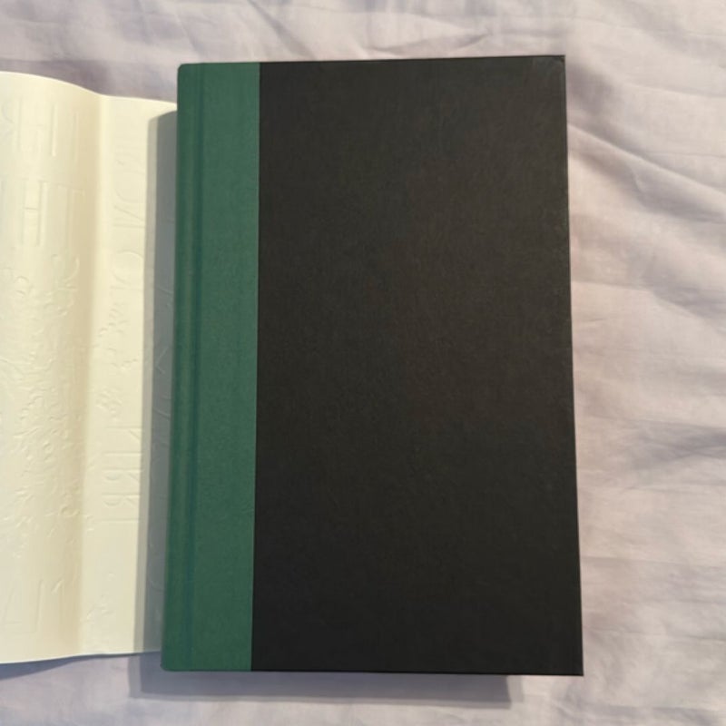 Throne of the Fallen *Barnes & Noble Exclusive edition 