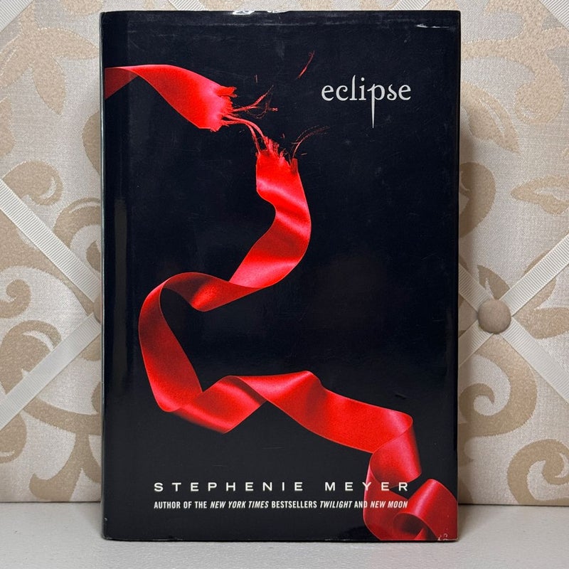Eclipse by Stephenie Meyer, Hardcover | Pangobooks