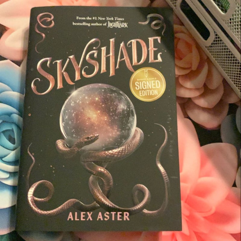 *Signed* B&N Exclusive Skyshade 