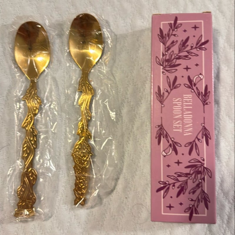 Belladonna Spoon Set