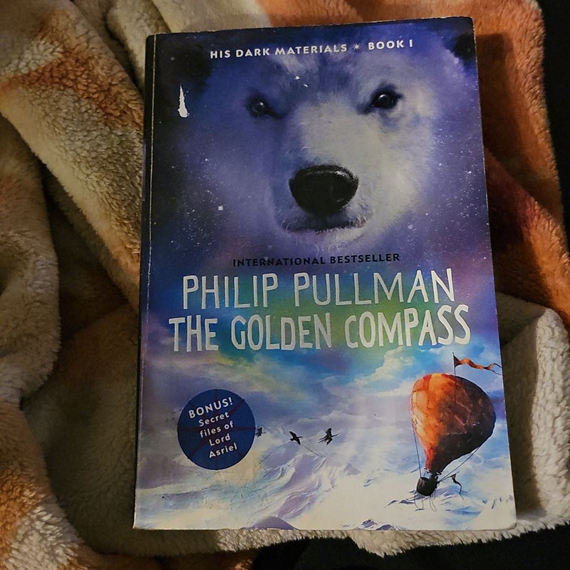 His Dark Materials: the Golden Compass (Book 1)*