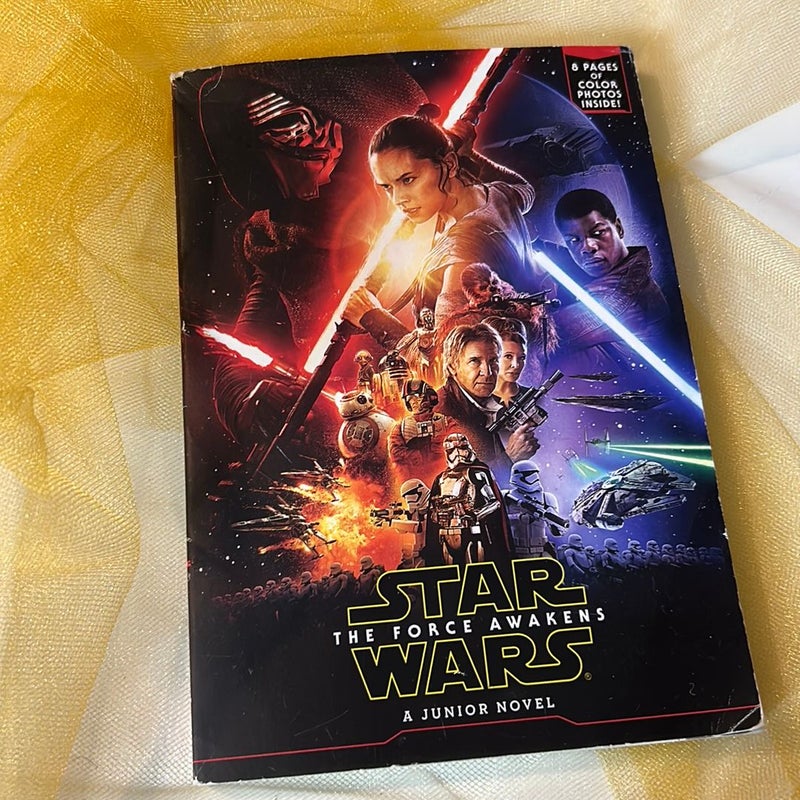 STAR WARS: The Force Awakens A Junior Novel