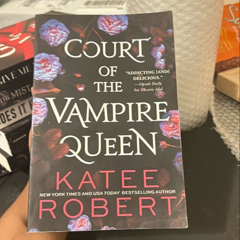 Court of the Vampire Queen