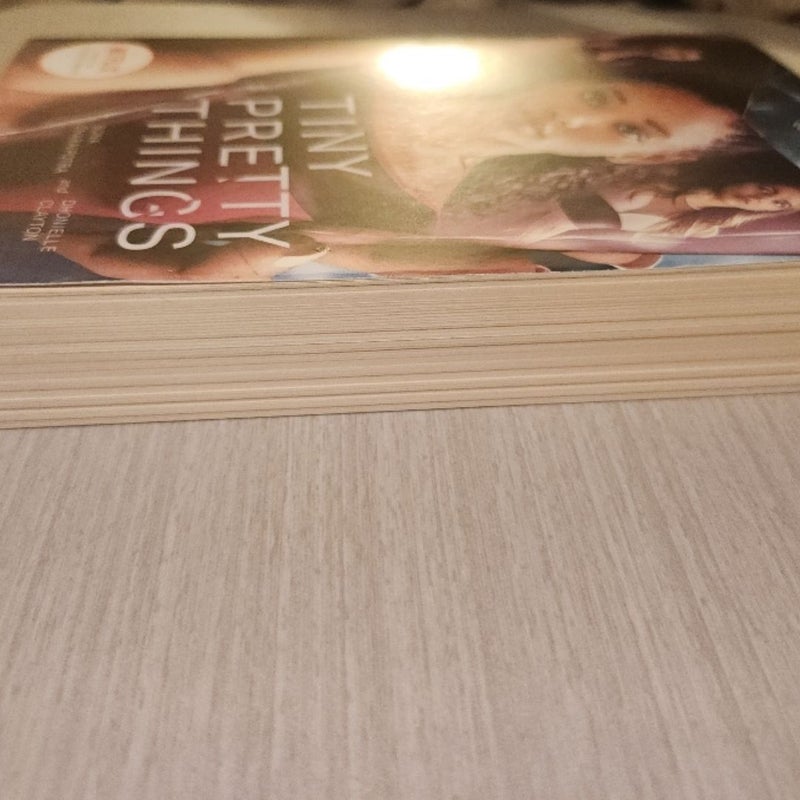 Tiny Pretty Things TV Tie-In Edition