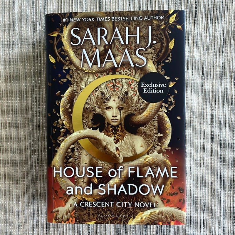 House of Flame and Shadow - Waterstones Exclusive Edition