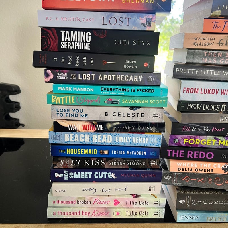 Lot of books between 5-7 don’t purchase listing 