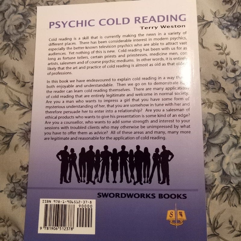 Psychic Cold Reading - in Theory and Practice