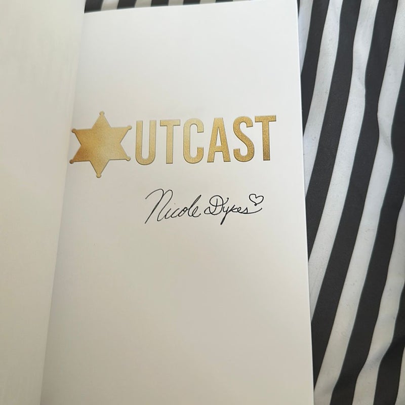 C2C Special Edition Outcast by Nicole Dykes