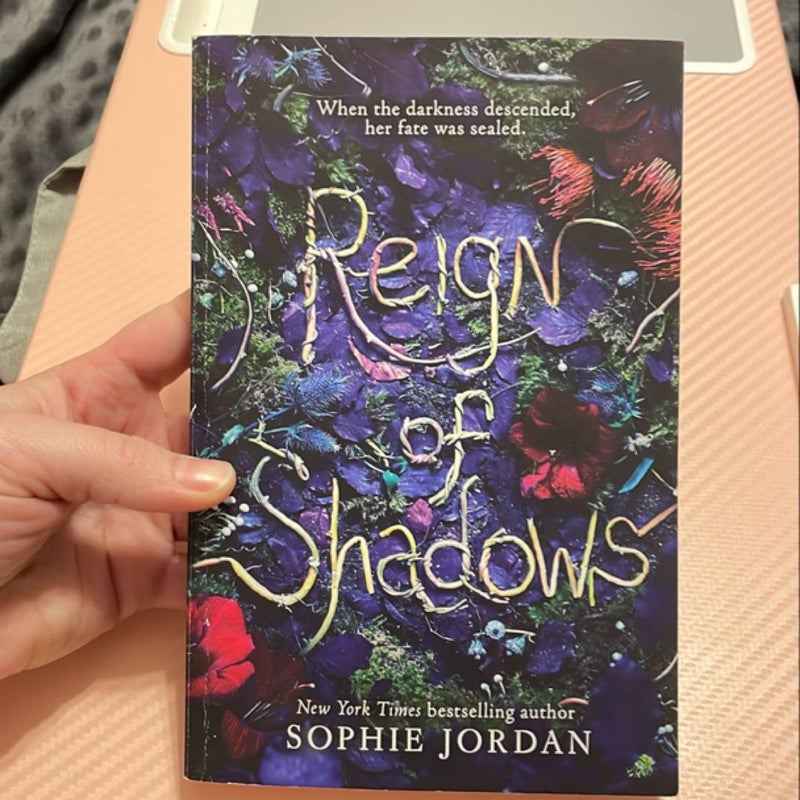 Signed! Reign of Shadows