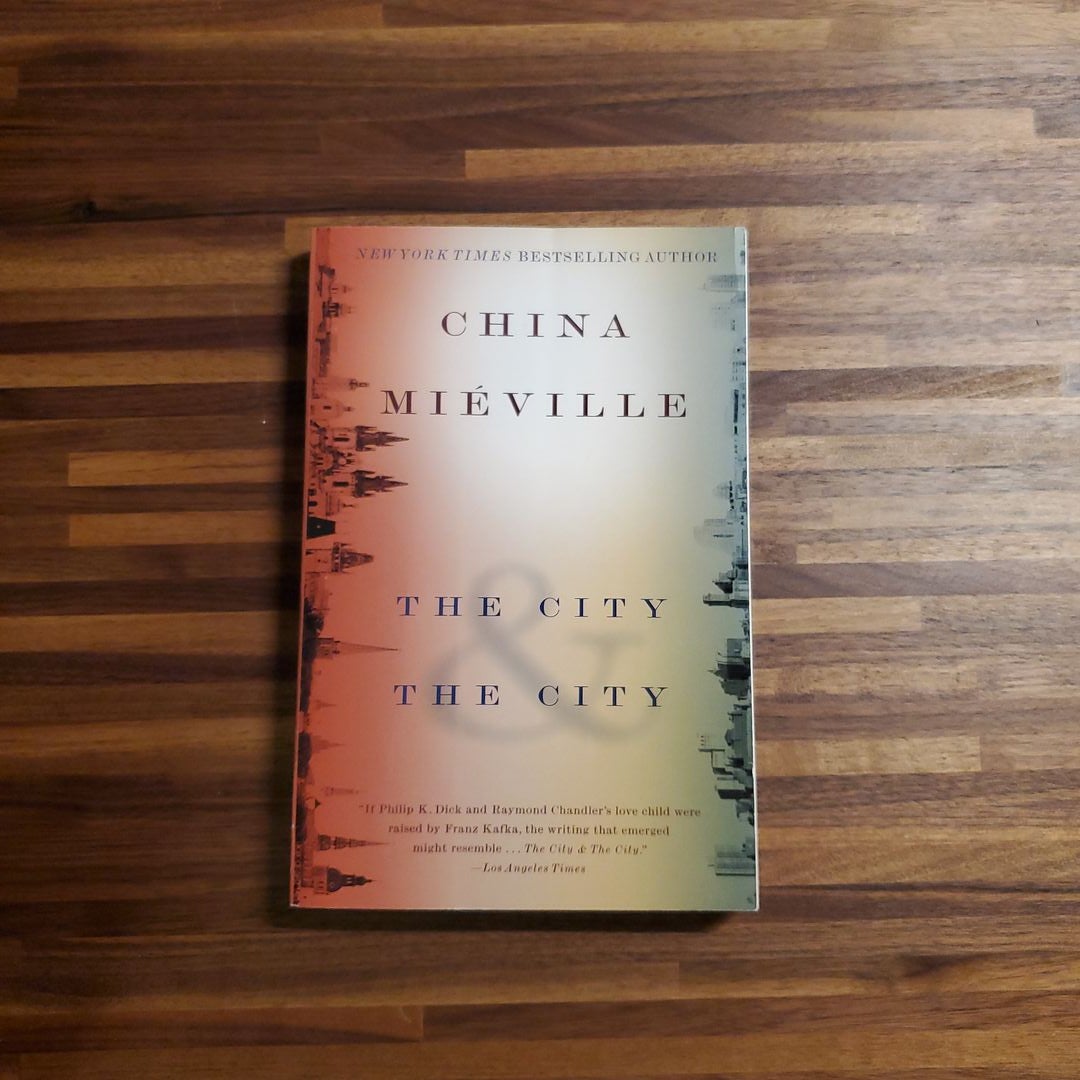 The City and the City by China Miéville, Paperback Pangobooks