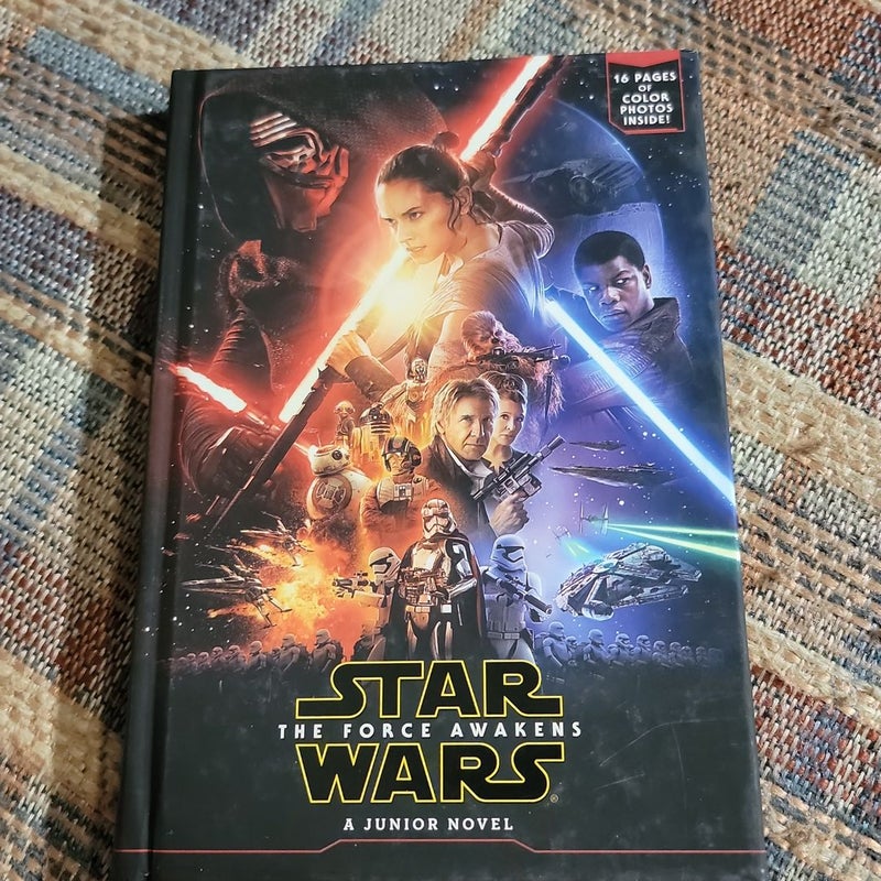 Star Wars the Force Awakens Junior Novel (Deluxe Edition)