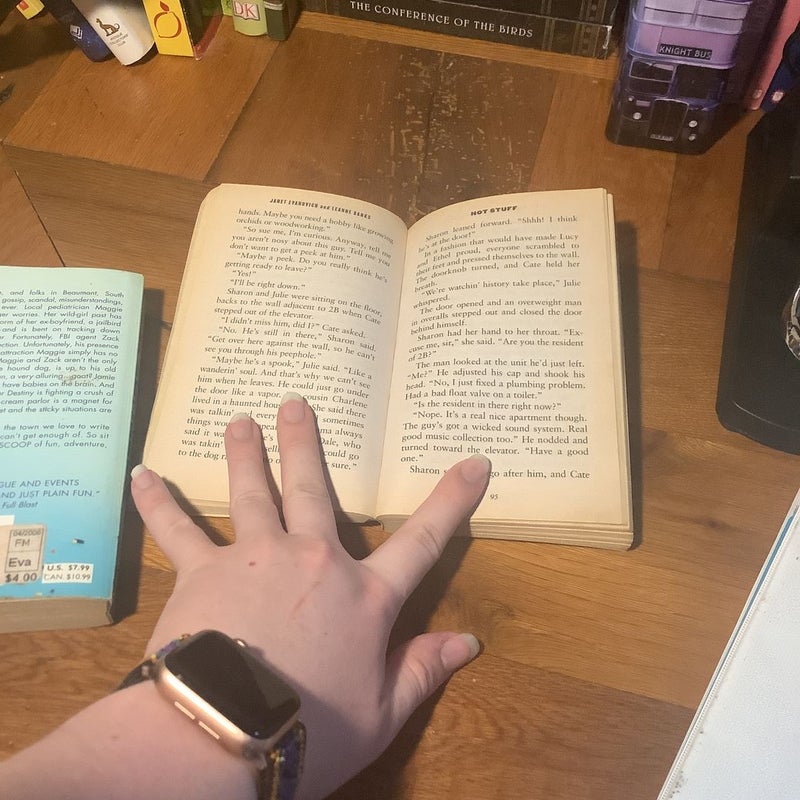 2 Janet Evanovich romances