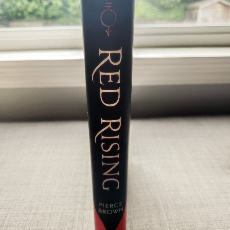 Red Rising (Book #1)