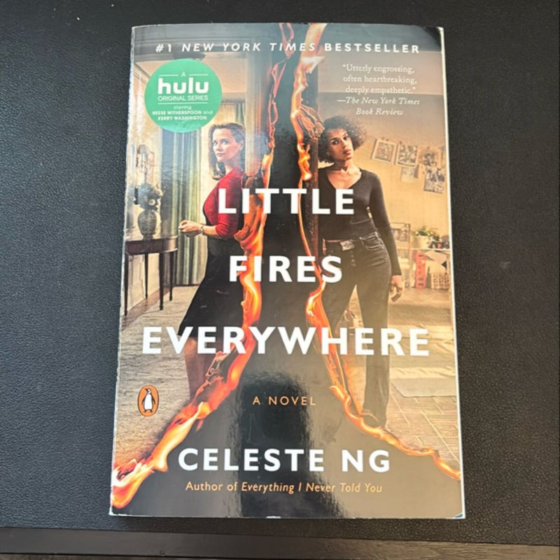 Little Fires Everywhere (Movie Tie-In)