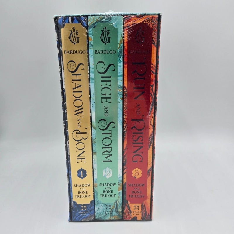 The Shadow and Bone Trilogy Boxed Set NEW SEALED