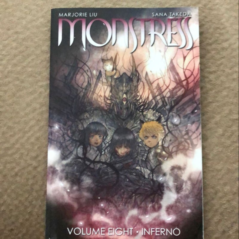 Monstress Volume 8