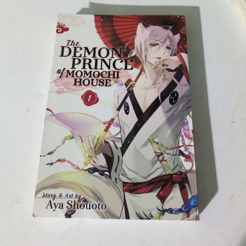 The Demon Prince of Momochi House, Vol. 1