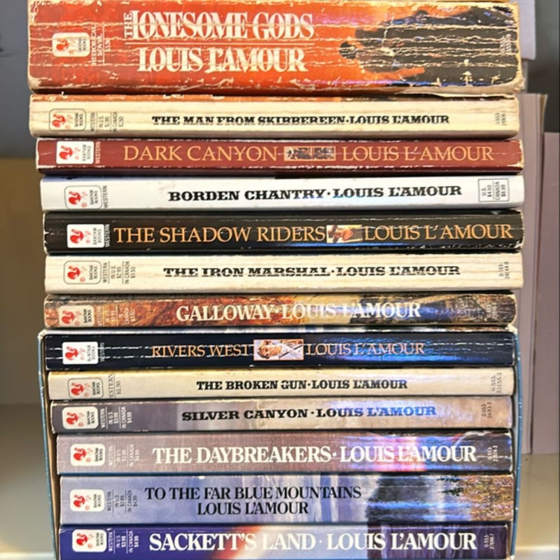 📚Louis L’Amour bundle of 13