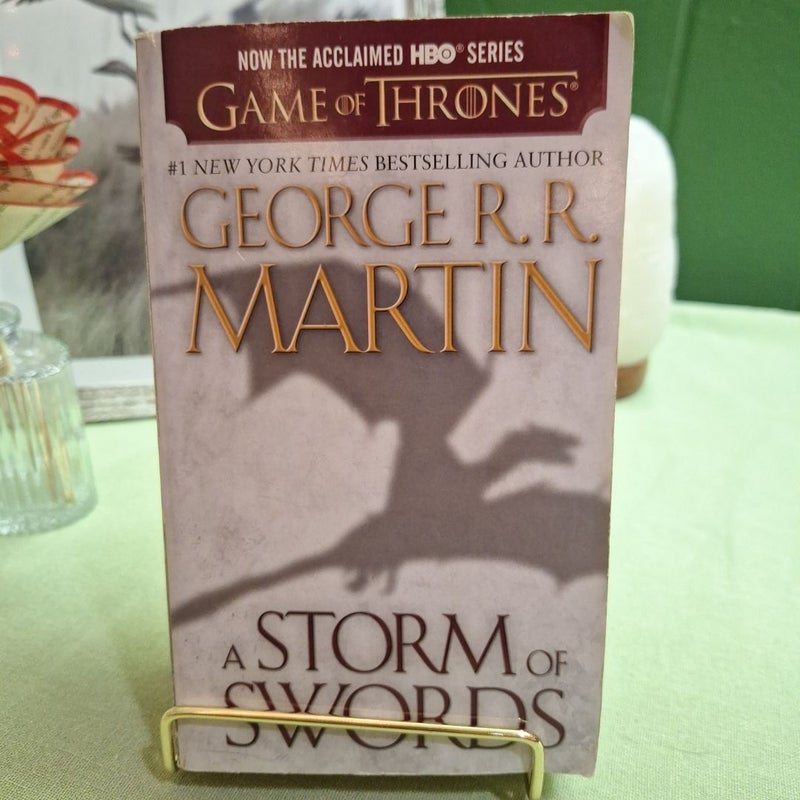 A Storm of Swords (HBO Tie-In Edition): a Song of Ice and Fire: Book Three