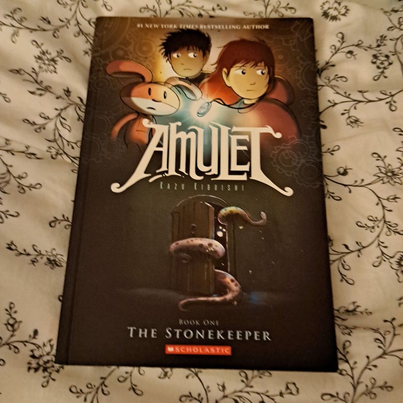 Amulet The Stonekeeper