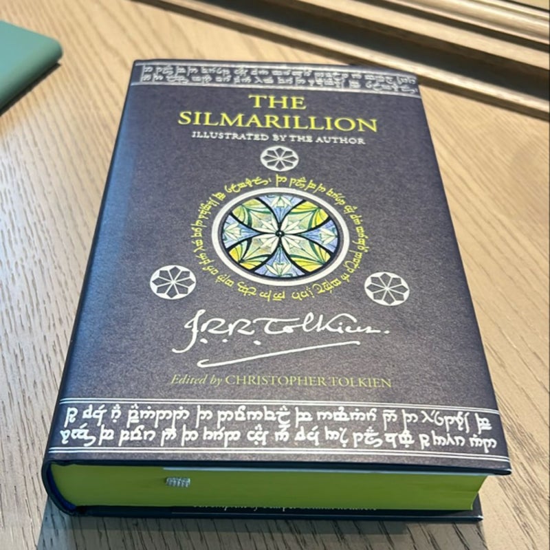 The Silmarillion [Illustrated Edition]