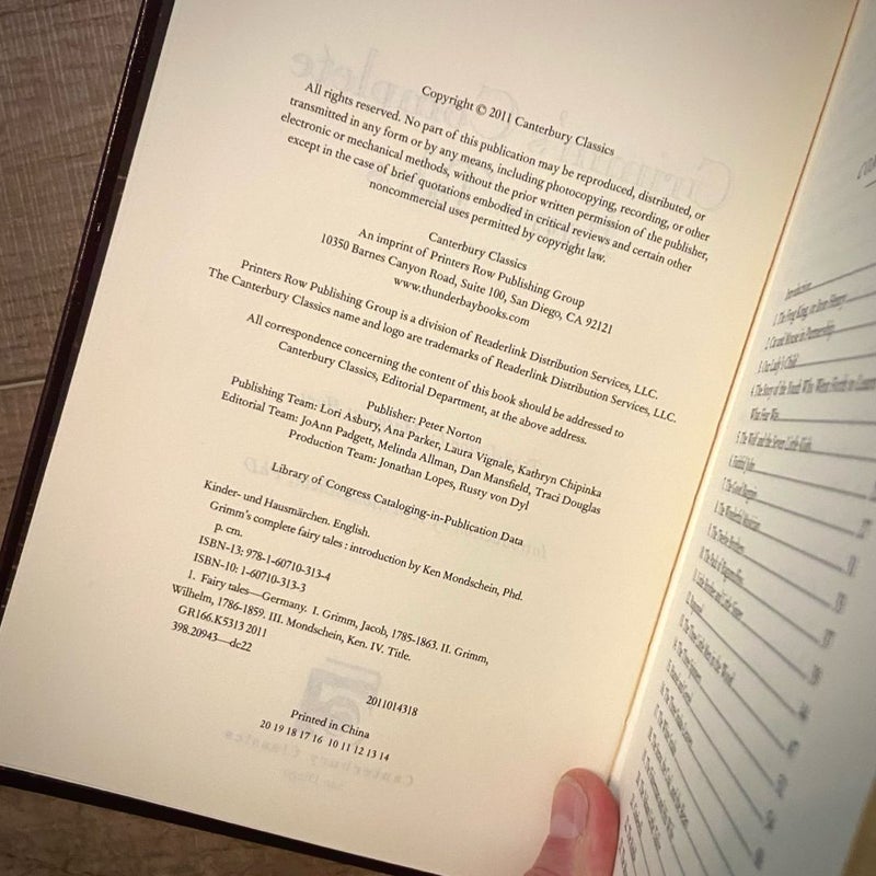 Grimm's Complete Fairy Tales