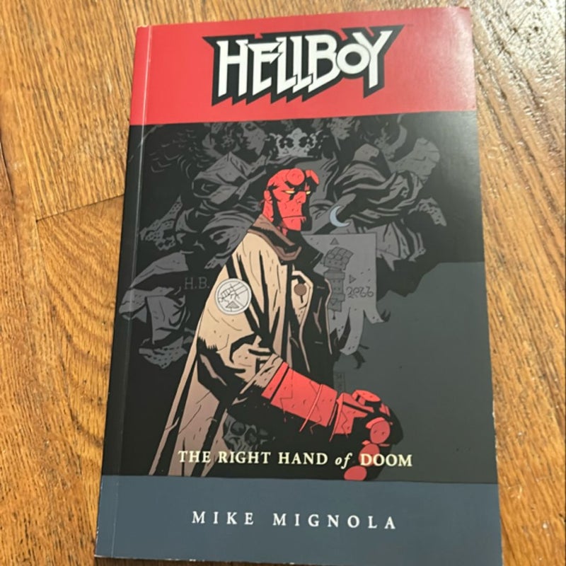 Hellboy Volume 4: the Right Hand of Doom (2nd Edition)