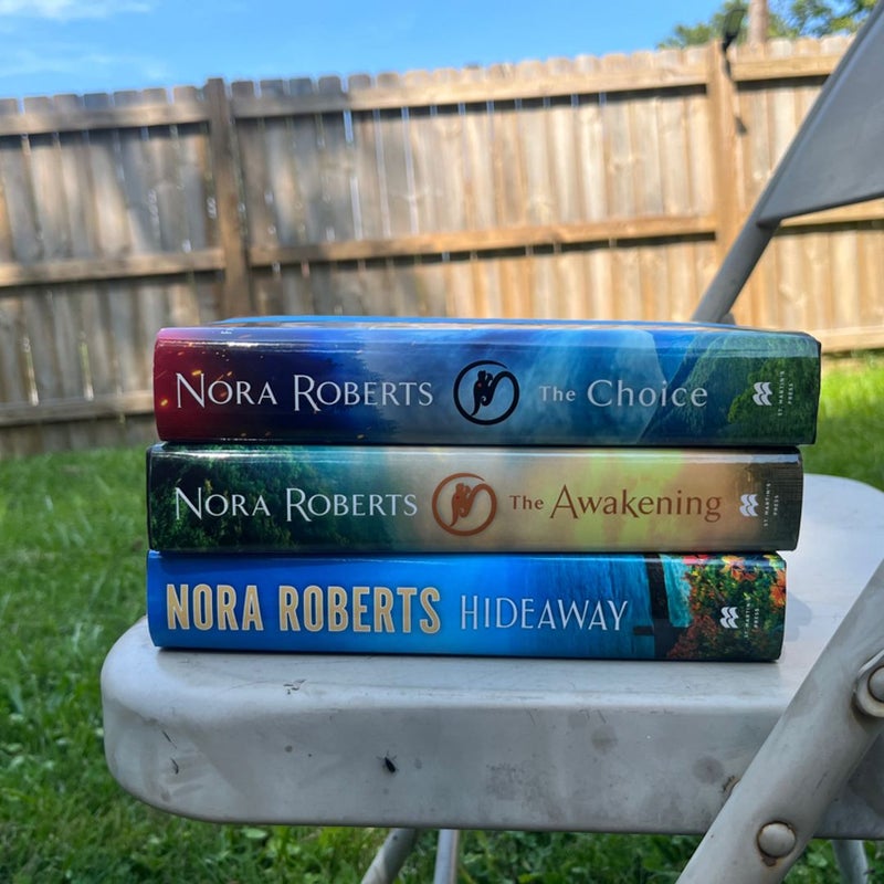 Nora Roberts bundle