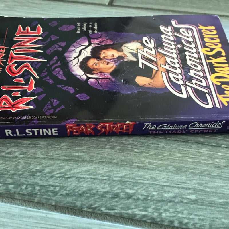 FEAR STREET R.L. STINE “THE CATALUNA CHRONICLES” VINTAGE Teen Horror, First Edition 1991