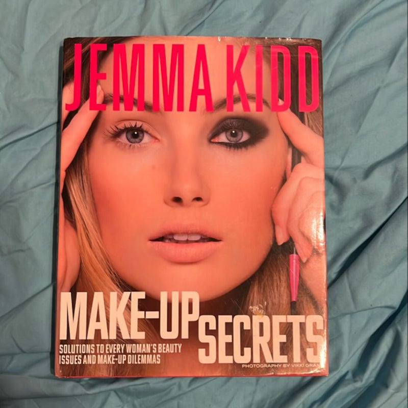 Jemma Kidd Make-Up Secrets