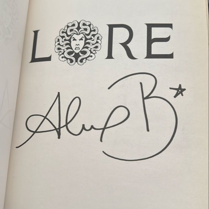 Lore SIGNED Fairyloot 2021