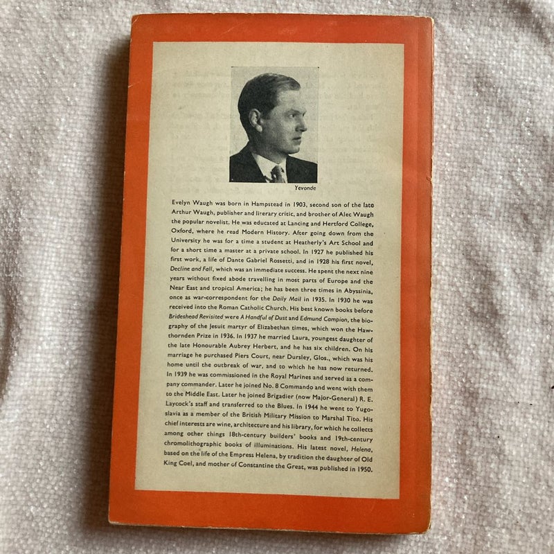 Black Mischief — vintage Penguin Books Classics