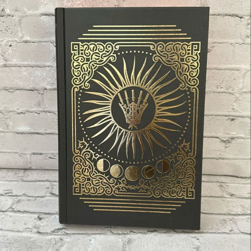 Five Broken Blades (Deluxe Limited Edition)