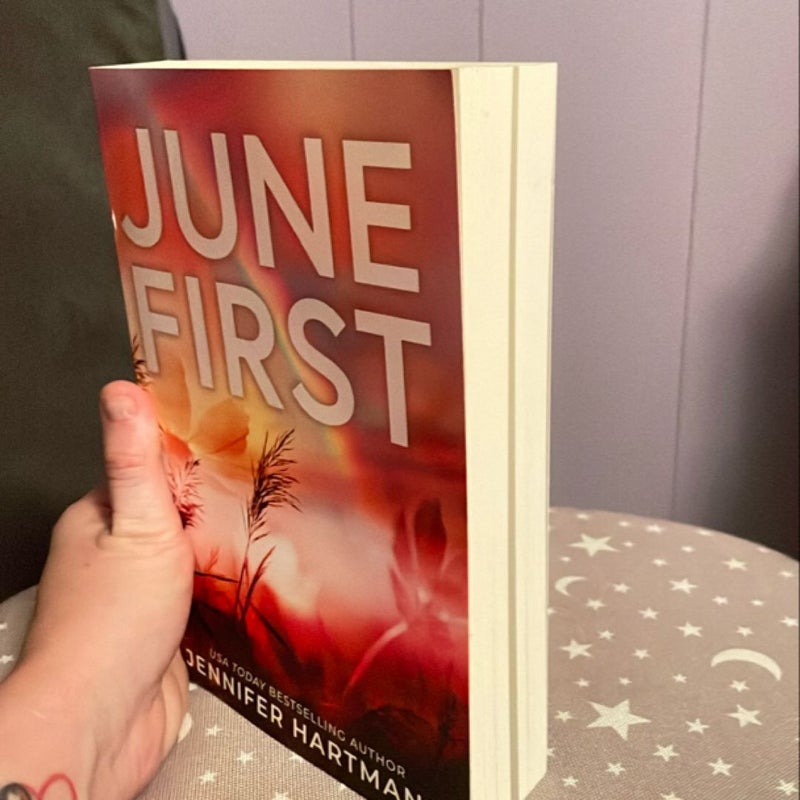 June First by Jennifer Hartmann, Paperback | Pangobooks