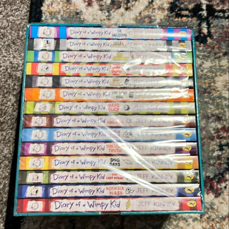 Diary of a Wimpy Kid Box of Books 1-14