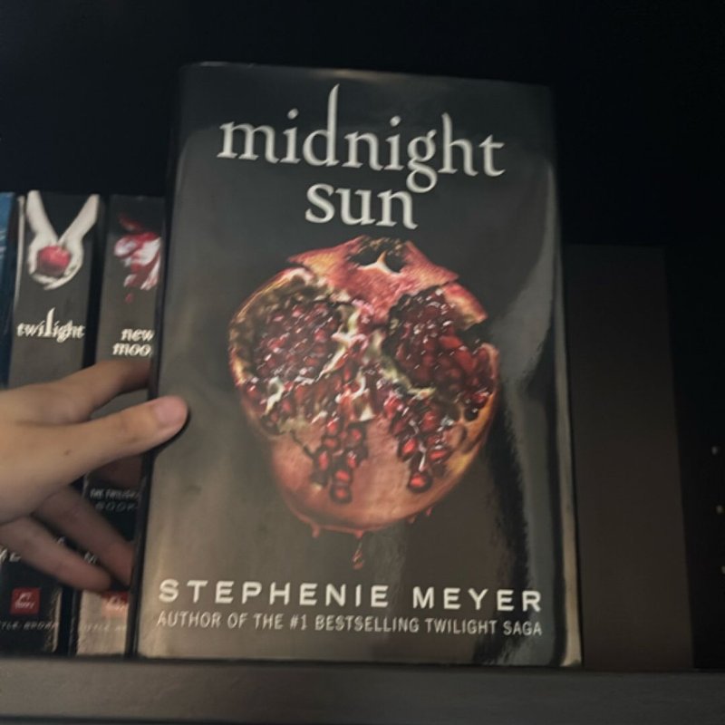 The Twilight Saga: the Official Illustrated Guide