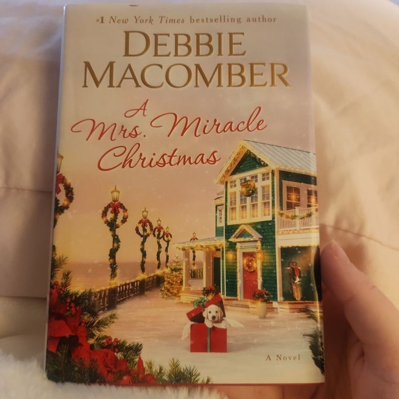A Mrs. Miracle Christmas