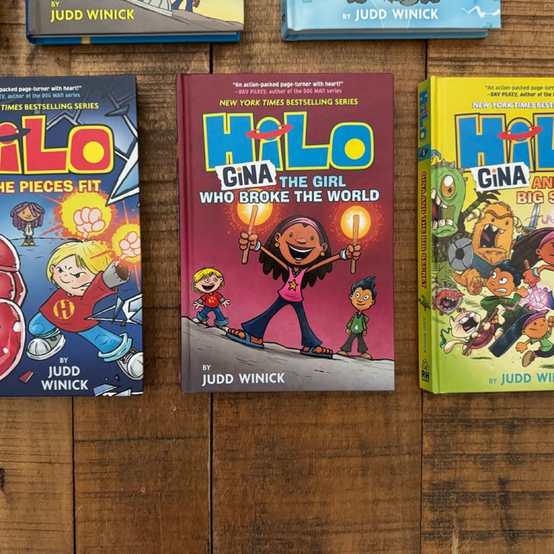Book 1-9 HiLo Series - Graphic Novels