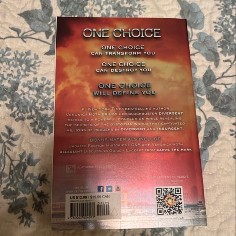 Divergent Series Four-Book Paperback Box Set
