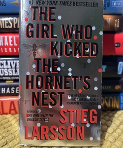 The Girl Who Kicked the Hornet's Nest (mass market paperback)