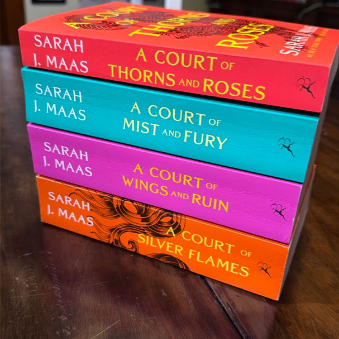 A Court of Thorns and Roses (4 book bundle)