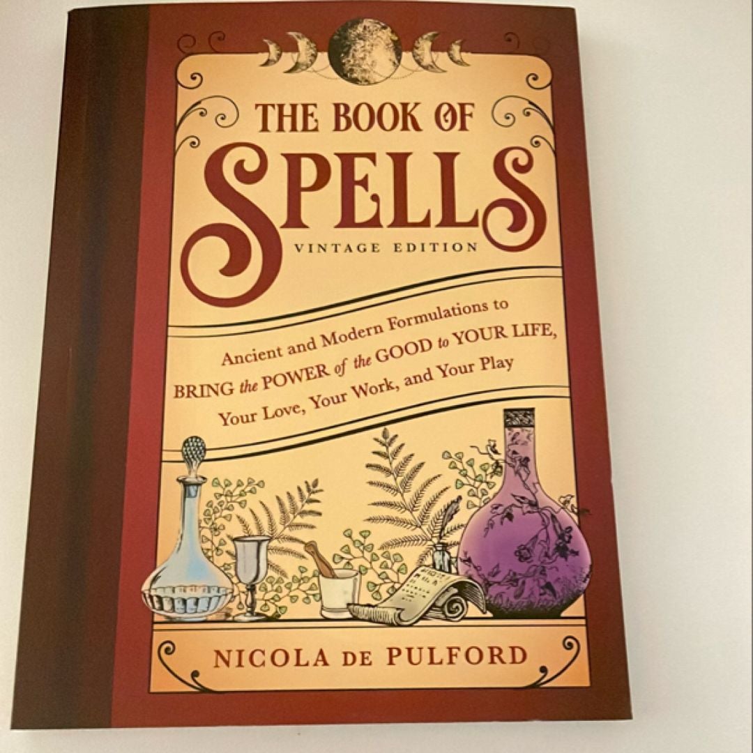 The Book of Spells: Vintage Edition