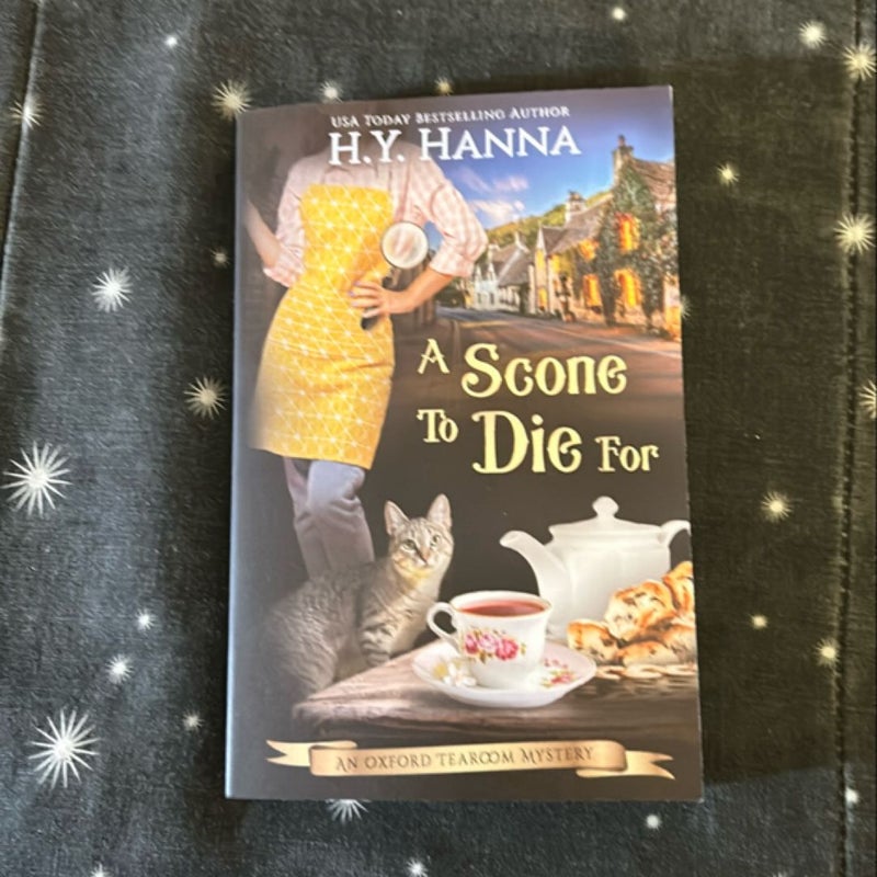 A Scone to Die for (Oxford Tearoom Mysteries - Book 1)